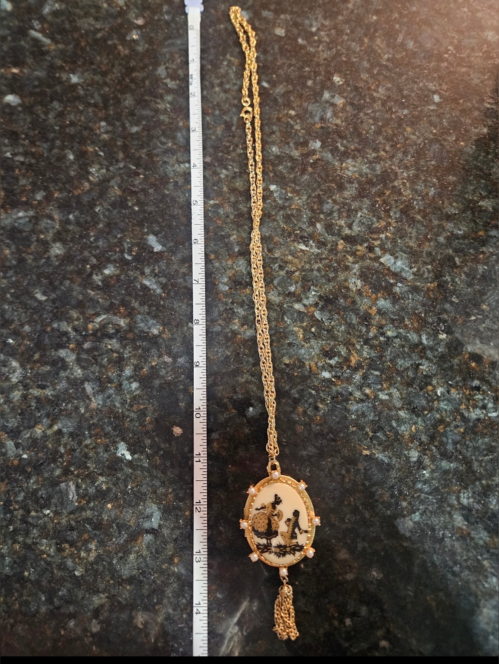Vintage Monet Victorian Style Gold Chain Locket - Picture 4 of 5